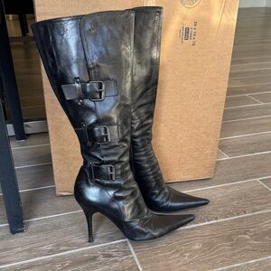 Charles David made in Italy knee-high boots